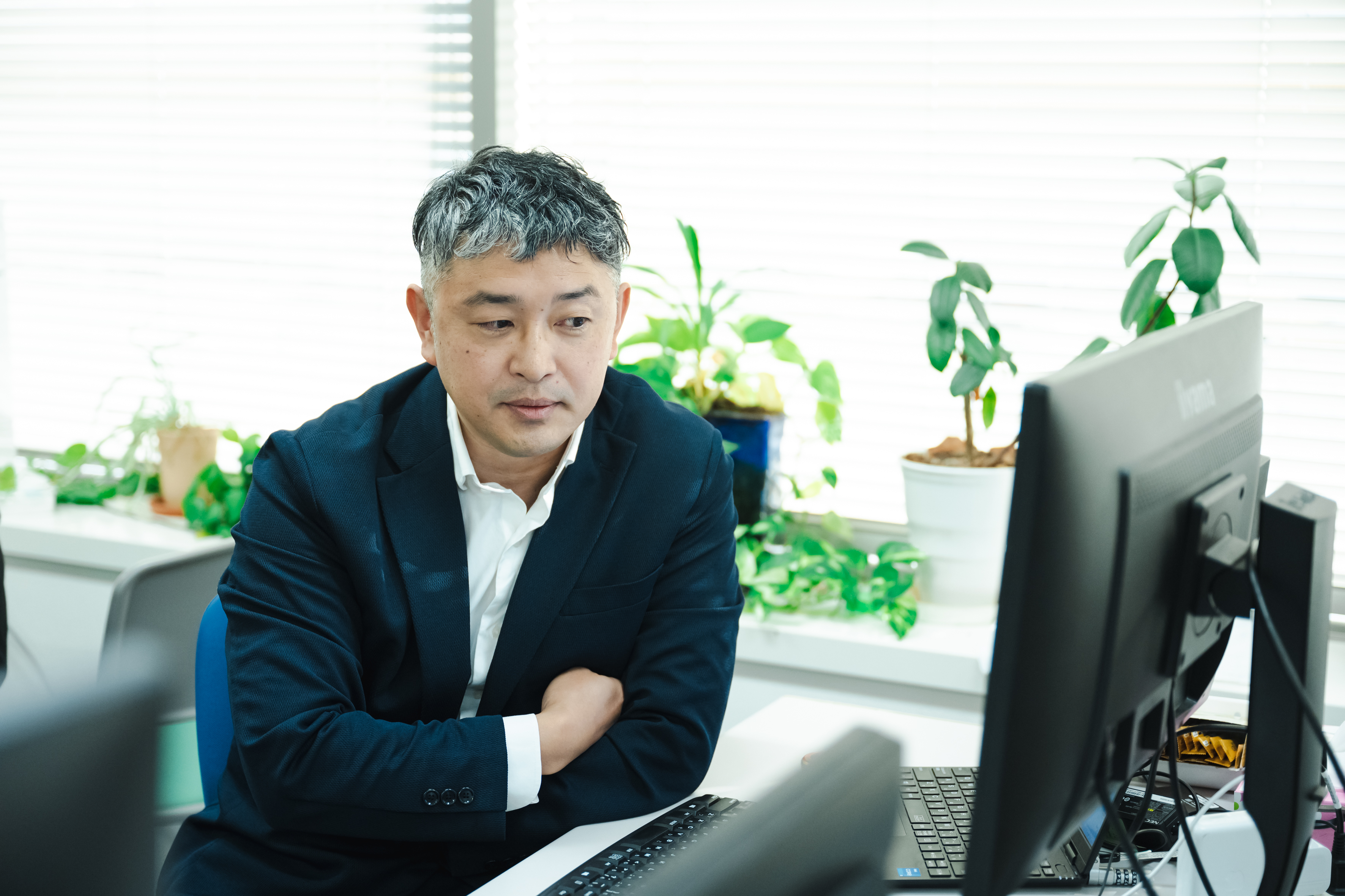 開発に取り組むクリック社員